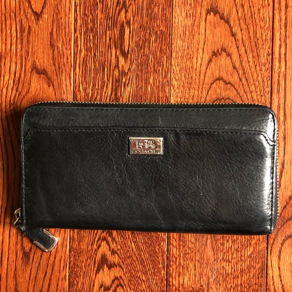 EUC Coach Leather Wallet